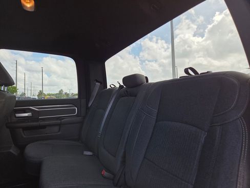 Used 2021 RAM 2500 Big Horn w/ Level 1 Equipment Group AWD/4WD image 16