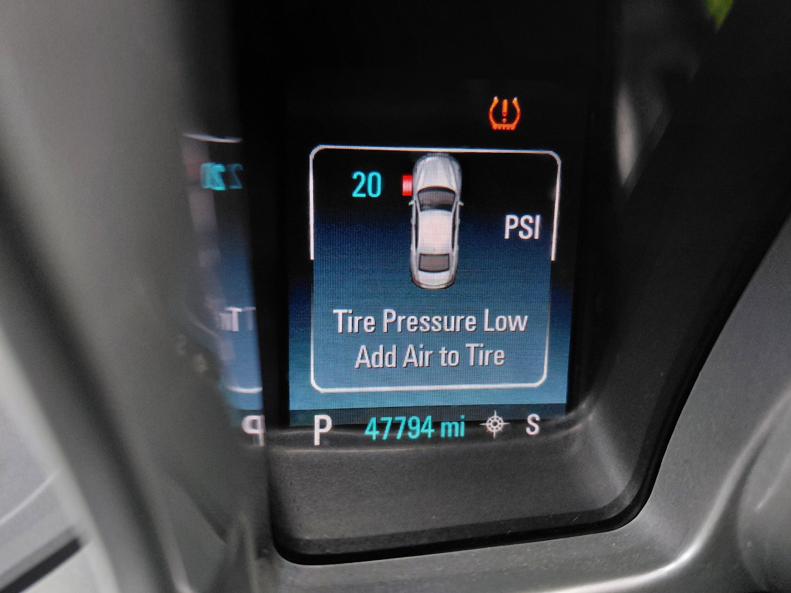 Used 2014 Chevrolet Camaro LT RWD image 8