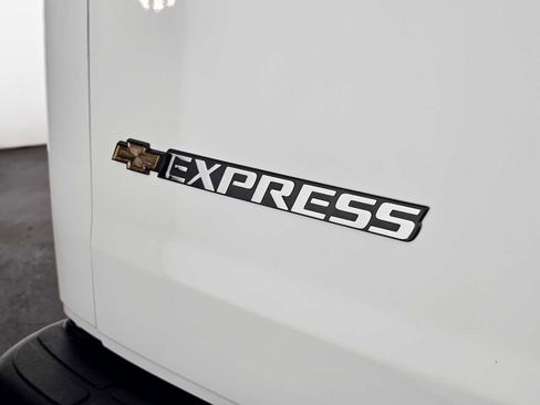 New 2026 Chevrolet Express 2500 Extended w/ Driver Convenience Package RWD image 16