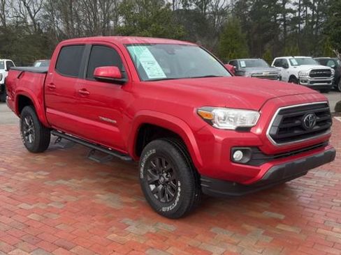 Used 2023 Toyota Tacoma SR5 RWD image 5
