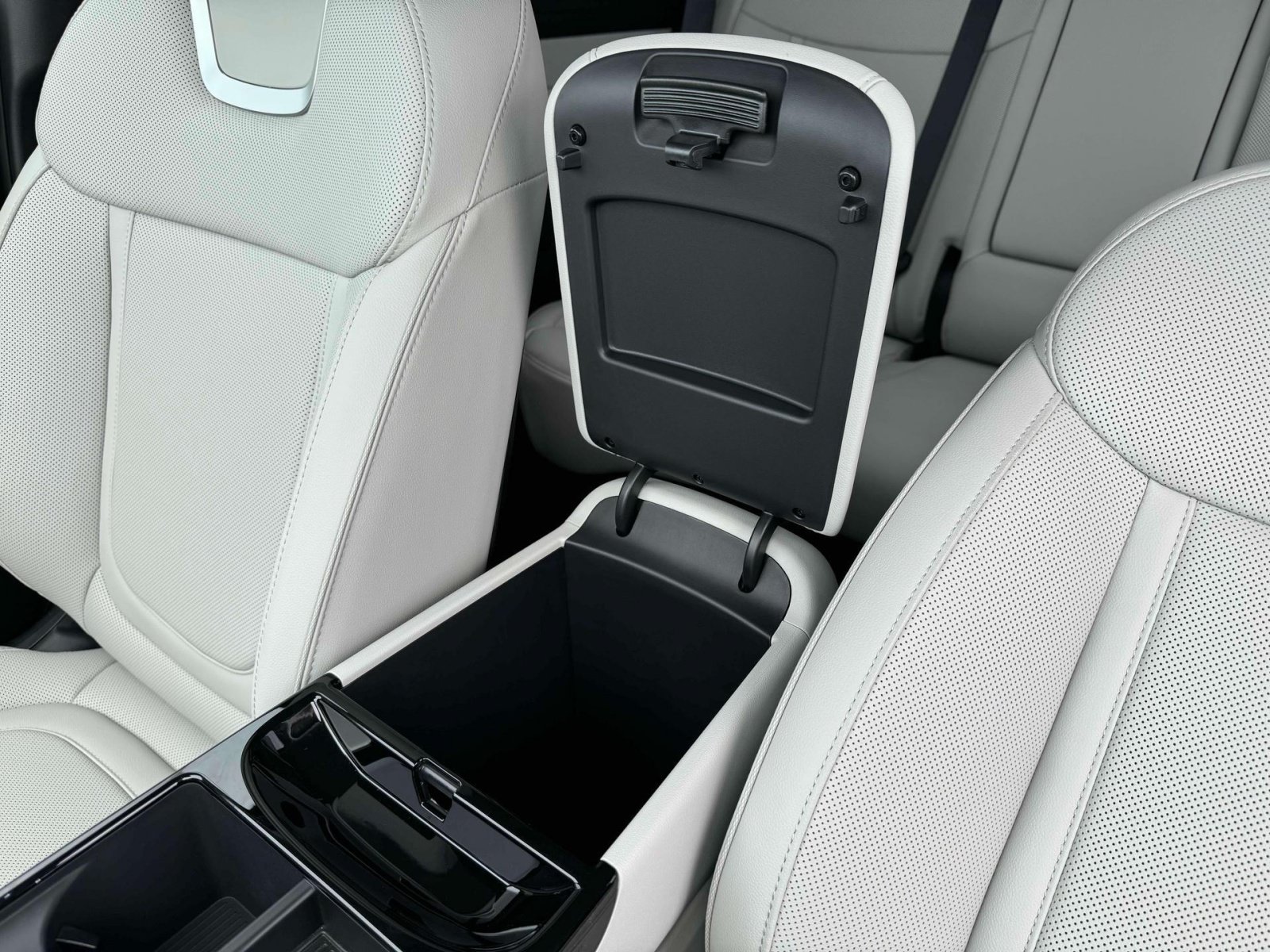 New 2026 Hyundai Tucson Limited AWD/4WD image 11