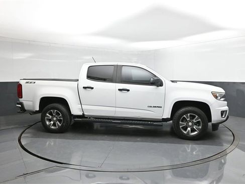 Used 2017 Chevrolet Colorado Z71 image 26
