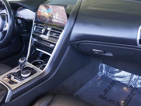 Used 2022 BMW 840i Convertible image 12