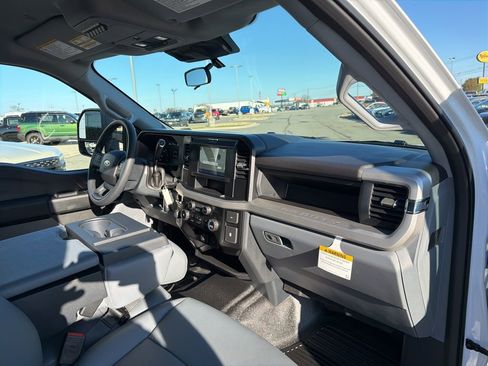New 2026 Ford F350 XL w/ XL Chrome Package AWD/4WD image 14