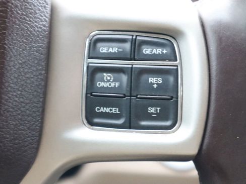 Used 2014 RAM 1500 Laramie w/ Convenience Group image 26