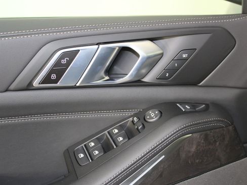 New 2026 BMW X5 xDrive50e image 22