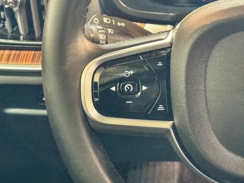 Used 2024 Volvo V60 B5 Cross Country Plus w/ Protection Package Premier image 36