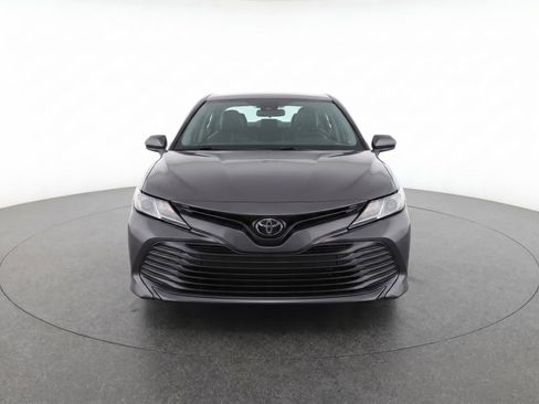 Certified 2018 Toyota Camry LE FWD image 5
