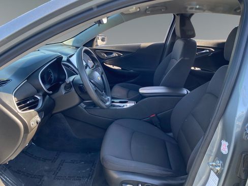 Used 2023 Chevrolet Malibu LT FWD image 9