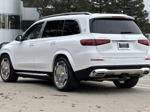 New 2026 Mercedes-Benz Maybach GLS 600 4MATIC image 3