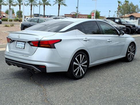 Used 2022 Nissan Altima 2.5 SR FWD image 7