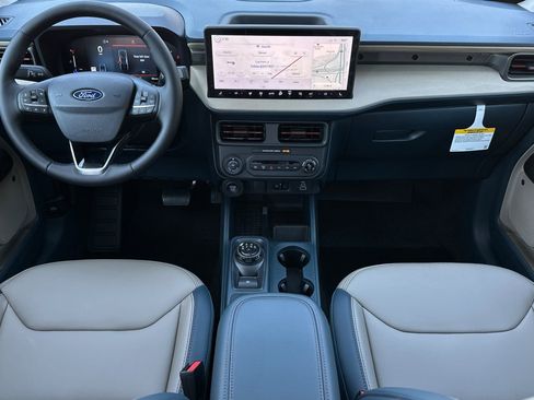 New 2025 Ford Maverick Lariat image 12