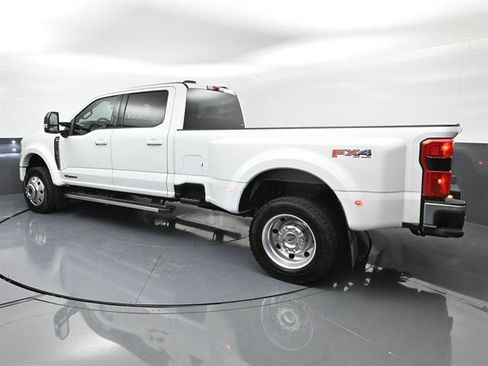 Used 2026 Ford F450 Lariat w/ FX4 Off-Road Package AWD/4WD image 25