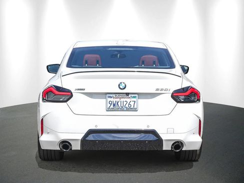Used 2026 BMW 230i xDrive Coupe w/ Premium Package AWD/4WD image 5