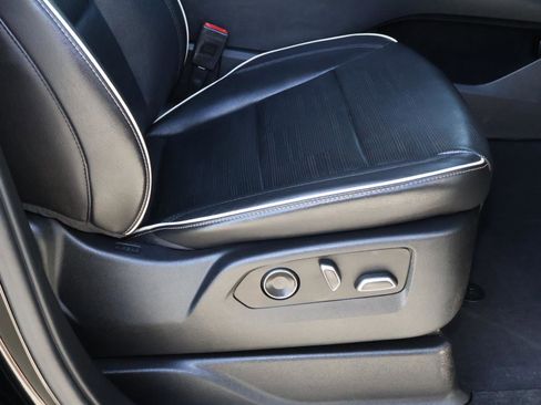 Used 2021 Cadillac Escalade Premium Luxury w/ Driver Assist Tech Package image 22