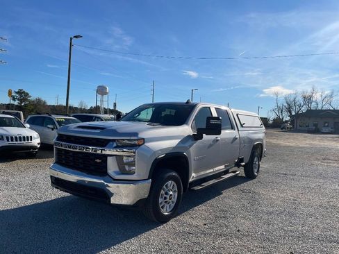 Used 2020 Chevrolet Silverado 2500 LT w/ Fleet Comfort Package AWD/4WD image 1