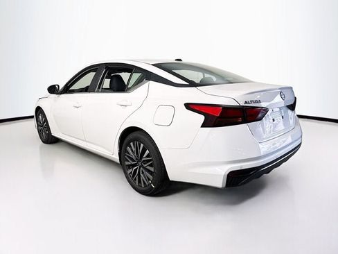 New 2026 Nissan Altima 2.5 SV FWD image 7