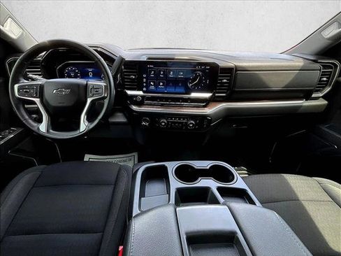 Used 2024 Chevrolet Silverado 1500 RST image 16