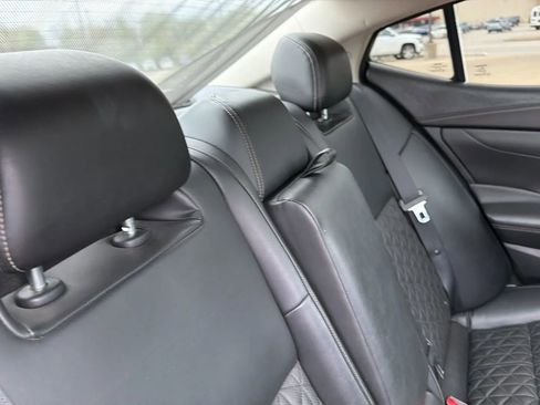 Used 2018 Nissan Maxima Platinum FWD image 26