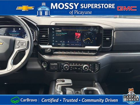 Certified 2023 Chevrolet Silverado 1500 LTZ w/ Technology Package AWD/4WD image 18