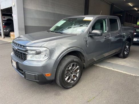 Certified 2022 Ford Maverick XLT FWD image 3
