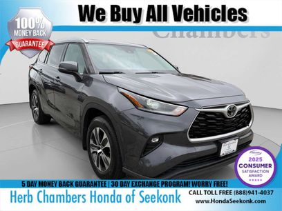 Used 2021 Toyota Highlander XLE