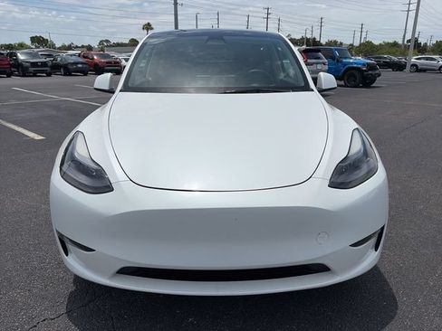 Used 2023 Tesla Model Y Long Range AWD/4WD image 2