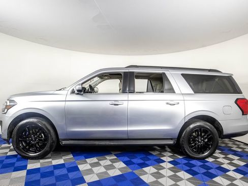 Used 2024 Ford Expedition Max XLT RWD image 7
