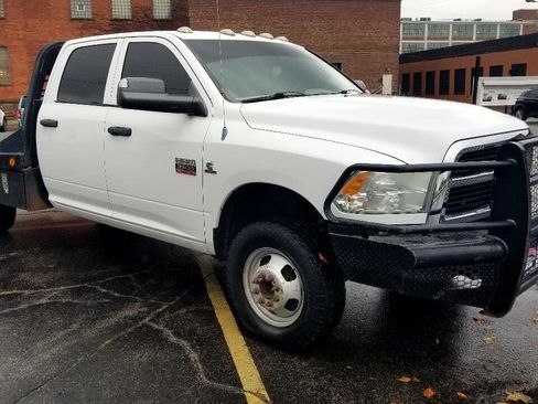 Used 2012 RAM 3500 ST w/ ST Decor Group image 7