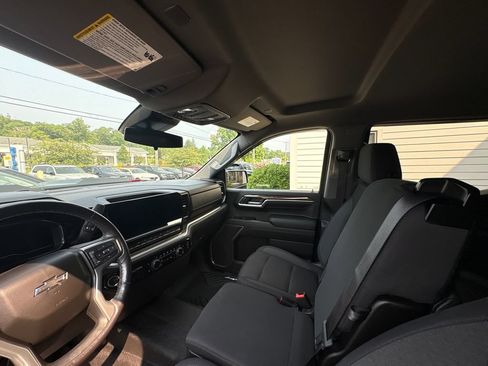 Used 2022 Chevrolet Silverado 1500 LT Trail Boss w/ Protection Package AWD/4WD image 29
