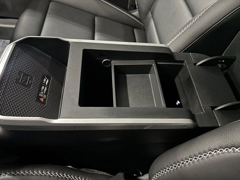 New 2026 GMC Terrain Denali w/ LPO, Floor Liner Package image 21