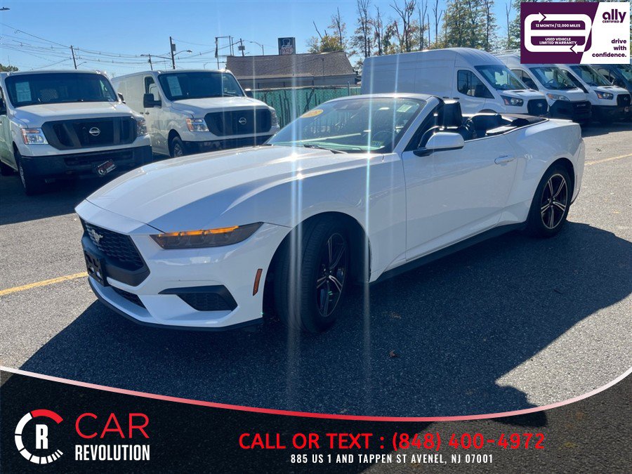 Used 2025 Ford Mustang Premium RWD image 11