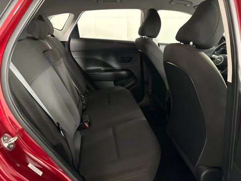 Used 2024 Hyundai Kona SE FWD image 40