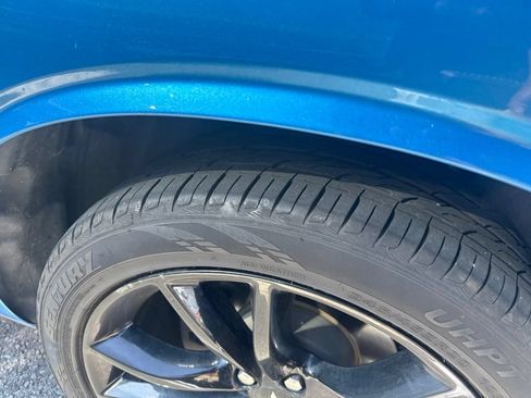 Used 2018 Dodge Challenger SXT RWD image 15