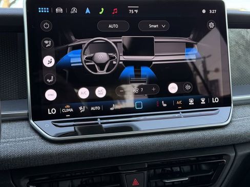 Used 2025 Volkswagen Tiguan S image 13