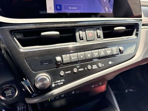 Certified 2023 Lexus ES 350 F Sport FWD image 19