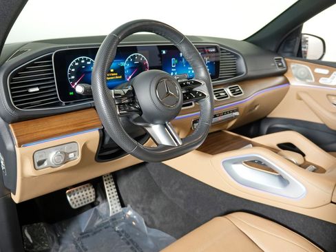 Certified 2024 Mercedes-Benz GLS 450 4MATIC image 14