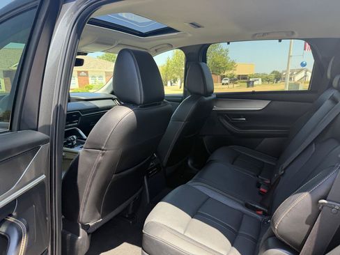 Used 2024 MAZDA CX-90 3.3 Turbo w/ Preferred Plus AWD/4WD image 12