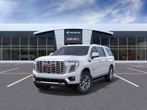New 2026 GMC Yukon XL Denali w/ Sun & Power Step Package AWD/4WD image 8