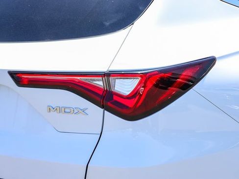 Used 2022 Acura MDX FWD w/ Technology Package image 8
