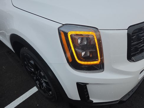 Used 2022 Kia Telluride EX w/ EX Premium Package AWD/4WD image 20