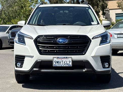 Used 2024 Subaru Forester Premium AWD/4WD image 9