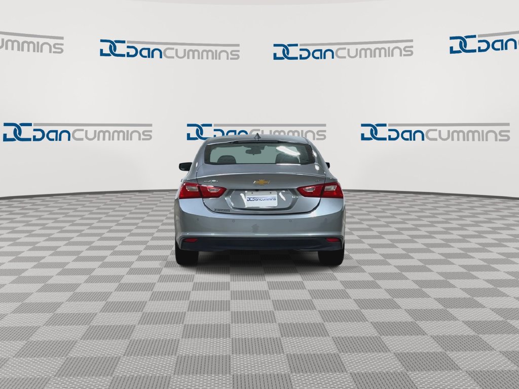Used 2025 Chevrolet Malibu LT FWD image 7