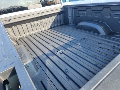 New 2026 GMC Sierra 3500 SLT w/ SLT Premium Package image 6