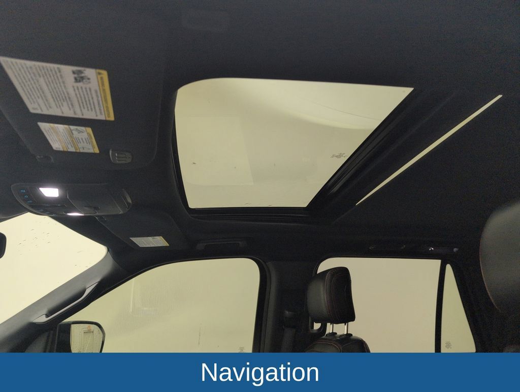 Used 2019 Ford Expedition Limited w/ Equipment Group 303A AWD/4WD image 8