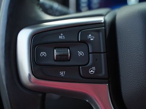 Used 2025 Chevrolet Silverado 1500 LT AWD/4WD image 32