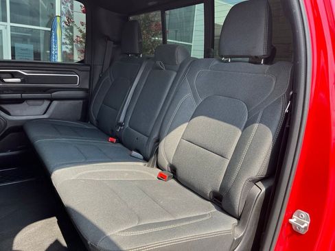 Used 2022 RAM 1500 Big Horn AWD/4WD image 14