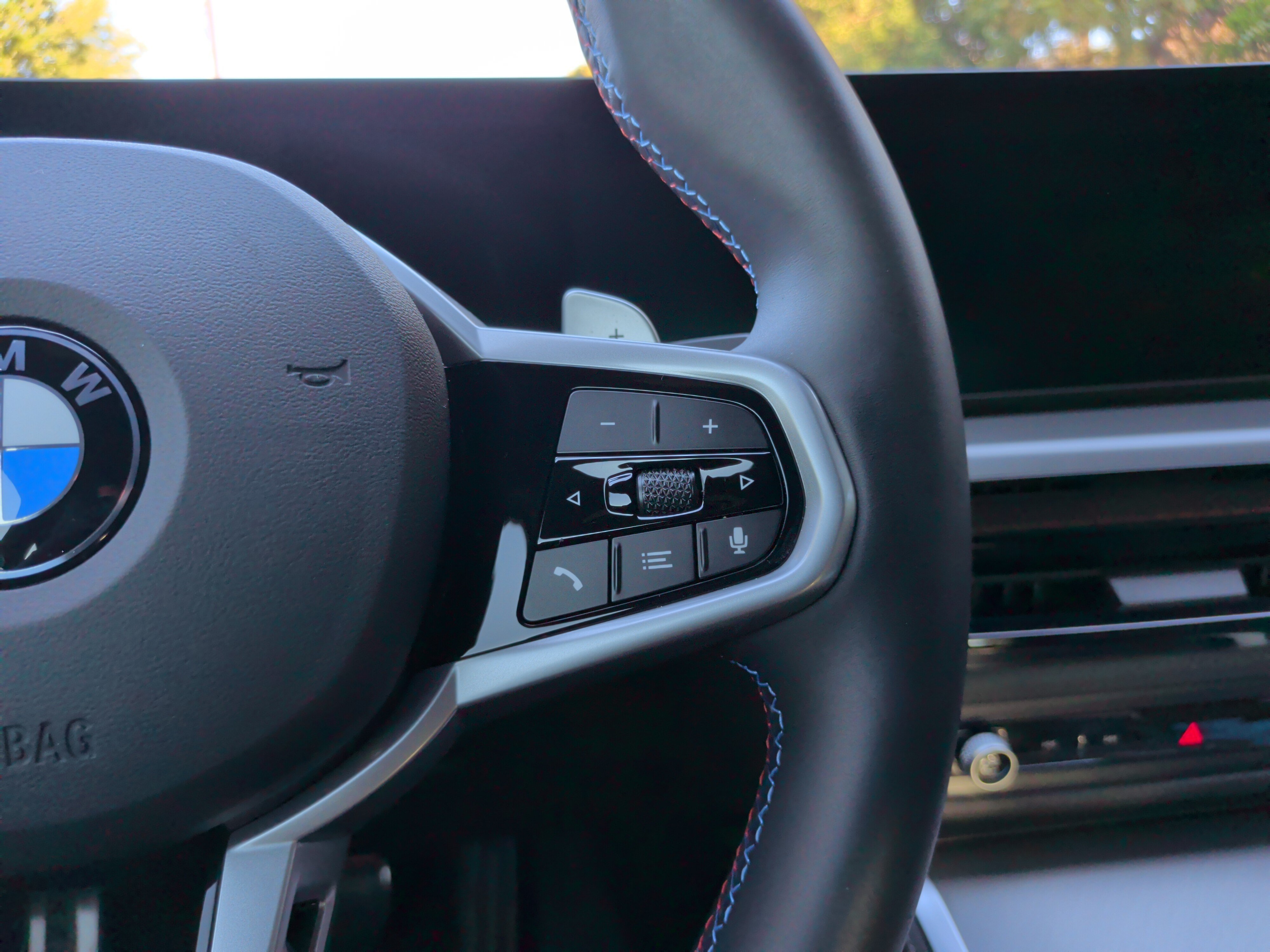 Used 2026 BMW M440i Coupe w/ Premium Package RWD image 24