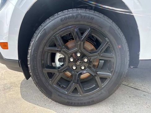 New 2025 Ford Maverick XLT w/ Black Appearance Package image 3