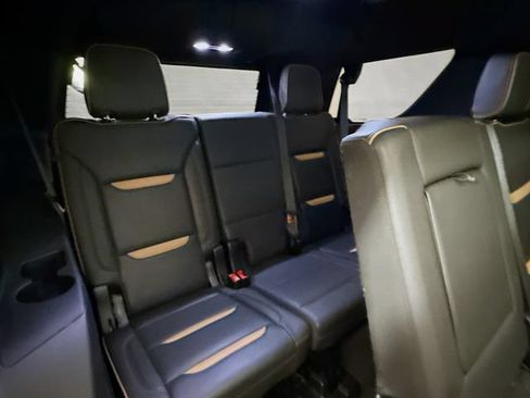 Used 2023 GMC Yukon AT4 w/ AT4 Premium Package AWD/4WD image 30